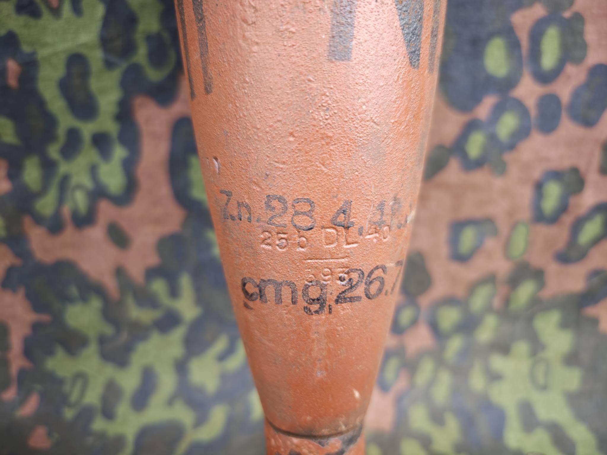 WW2 German 10cm Nb.W.35 Inert Smoke Mortar Round with Transport Container – Complete Set