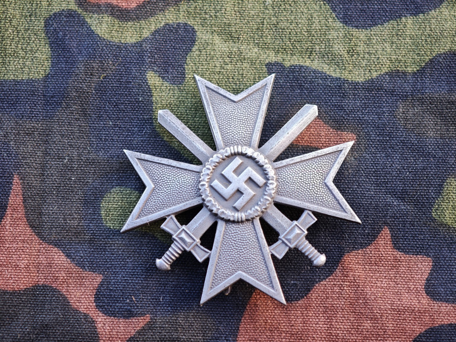 German War Merit Cross 1st Class with Swords – Maker 4