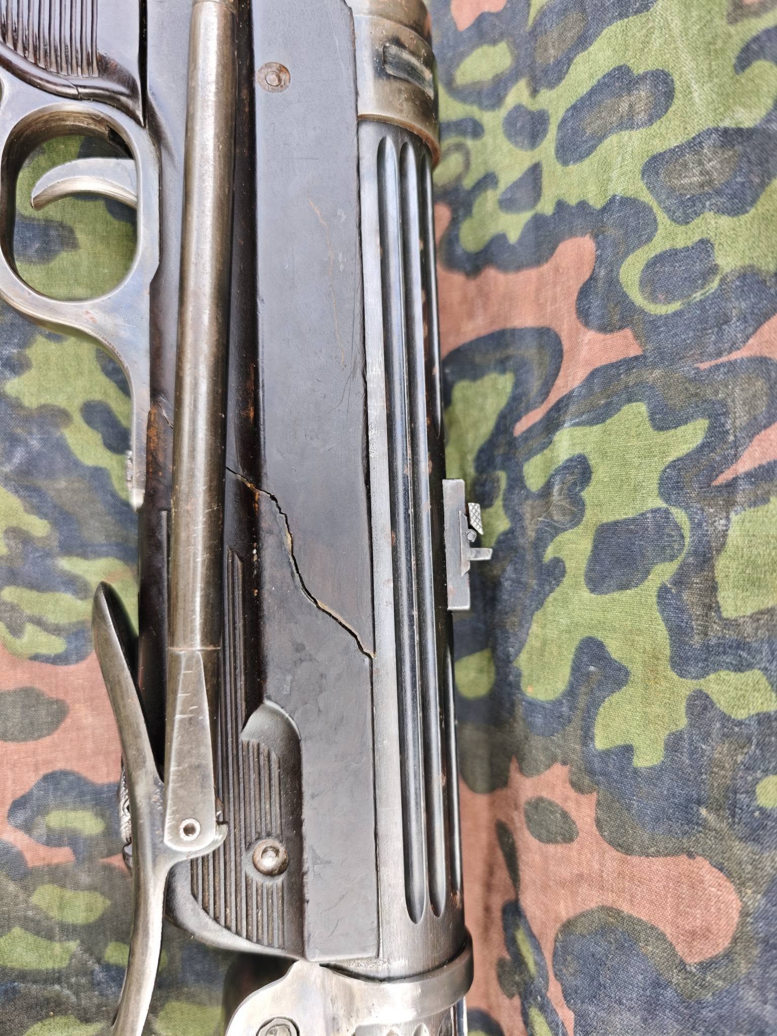 German MP38/MP40 Submachine Gun – Deactivated