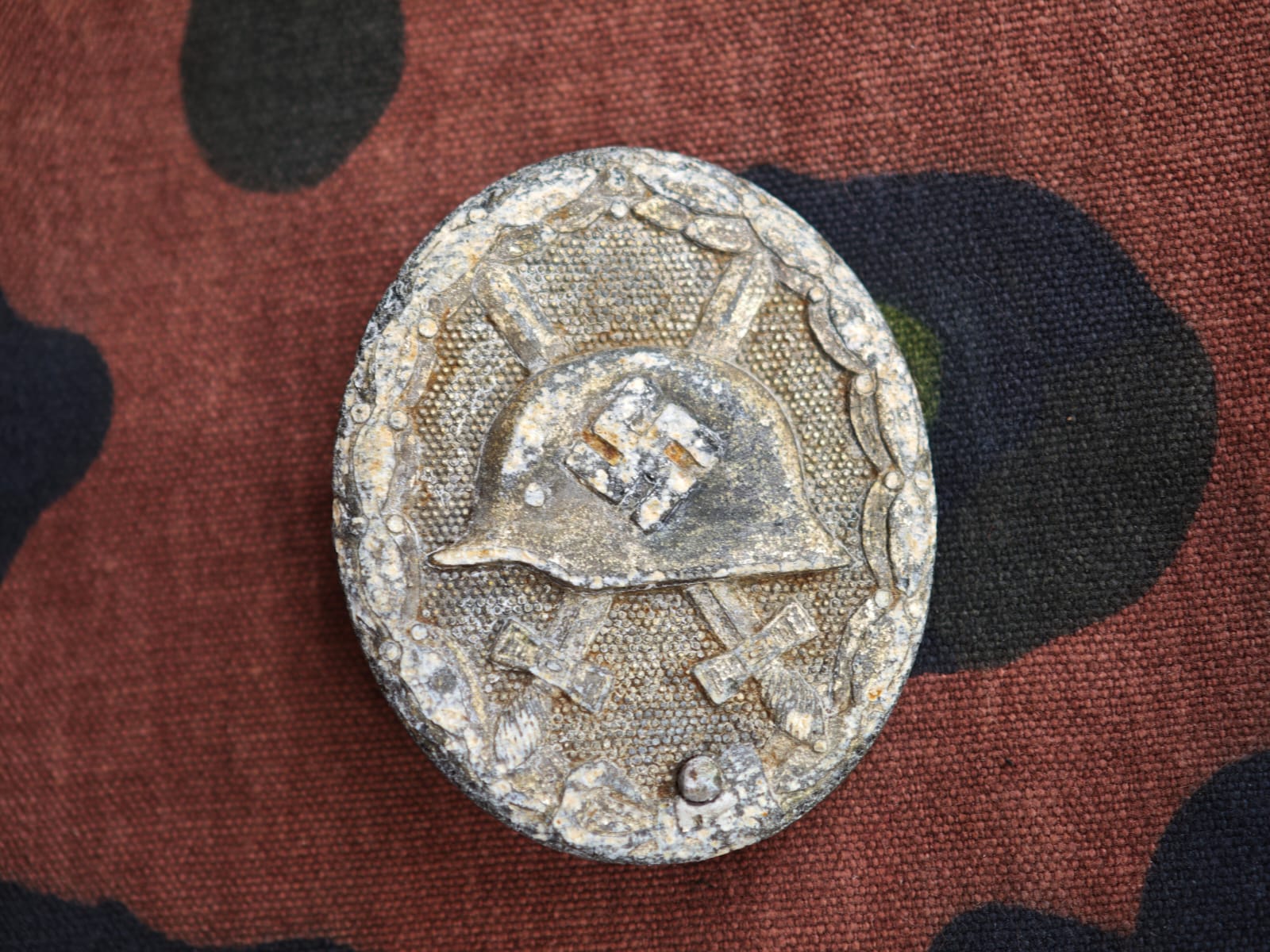 Original WWII German Wound Badge in Silver
