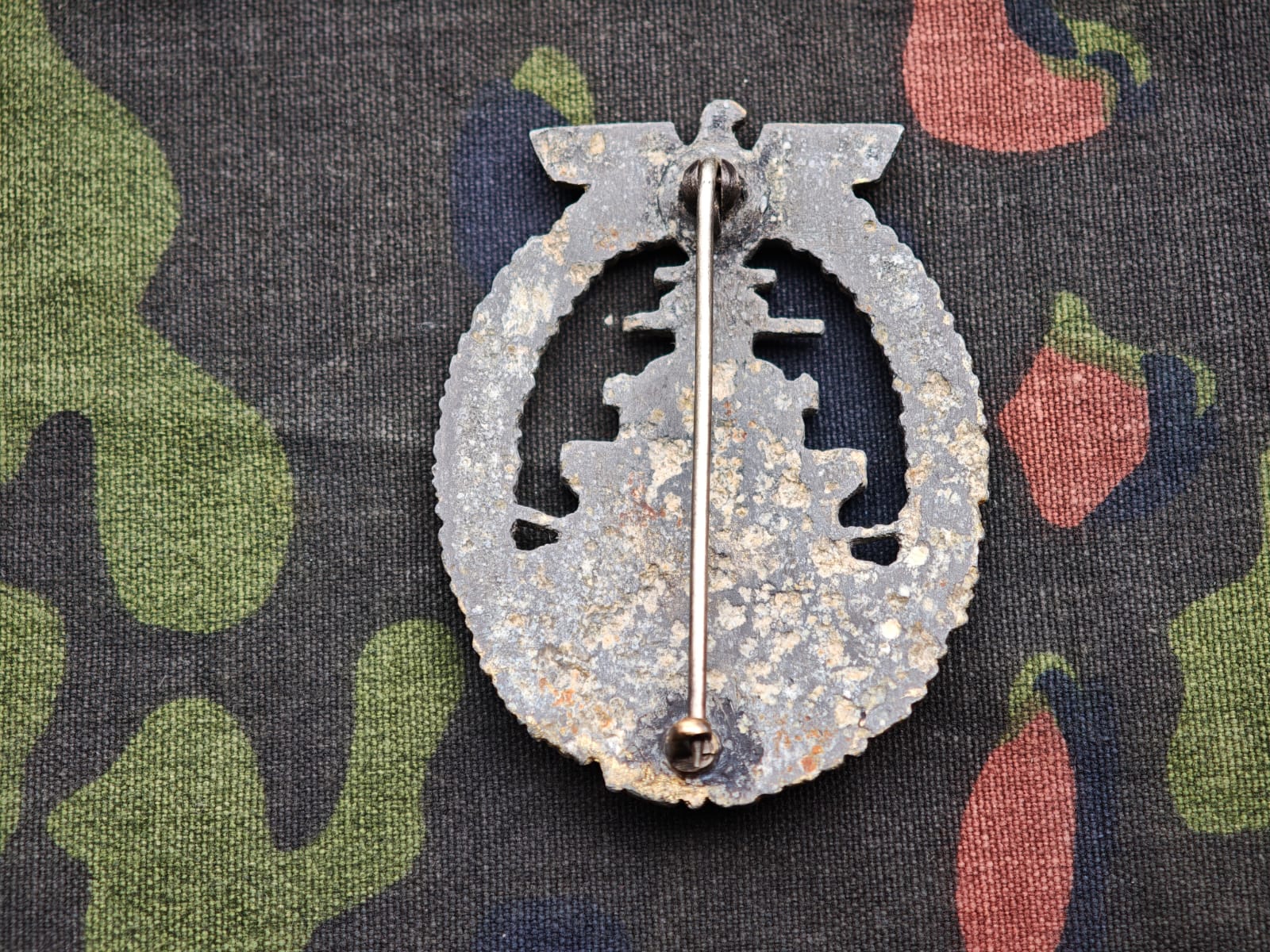 WWII German Kriegsmarine High Seas Fleet War Badge – Ground Dug
