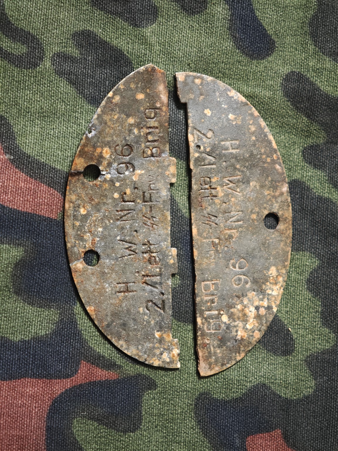 WWII Latvian SS Volunteer Brigade Hilfswilliger Identification Tag – Erkennungsmarke