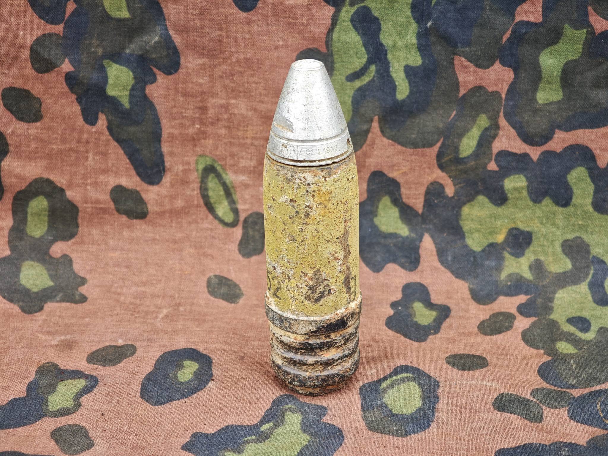 Original WWII German 3.7 cm Sprgr. – 3.7 cm Pak 36 HE Projectile with AZ 39 Fuze